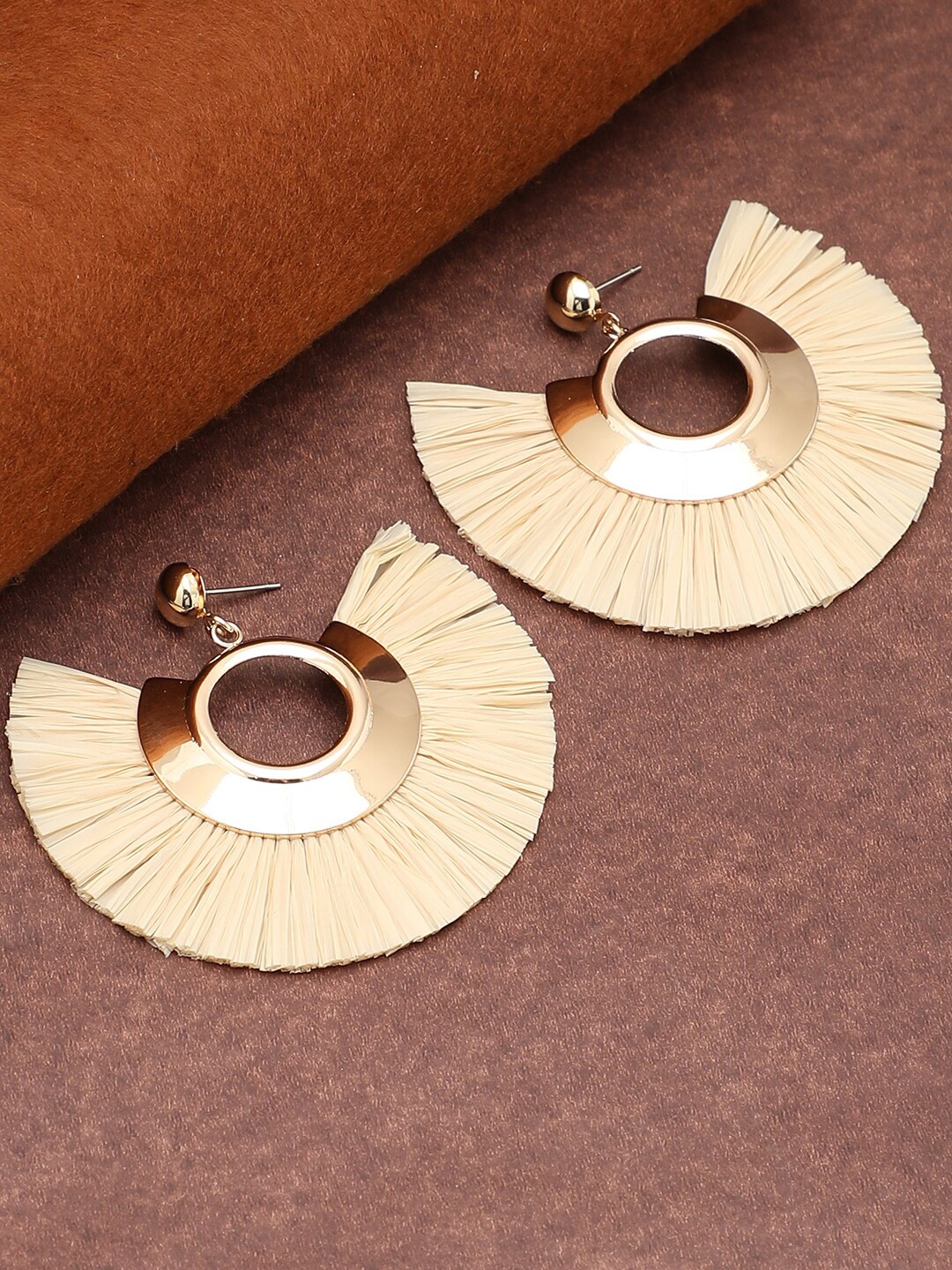 

SOHI Gold-Toned Contemporary Drop Earrings