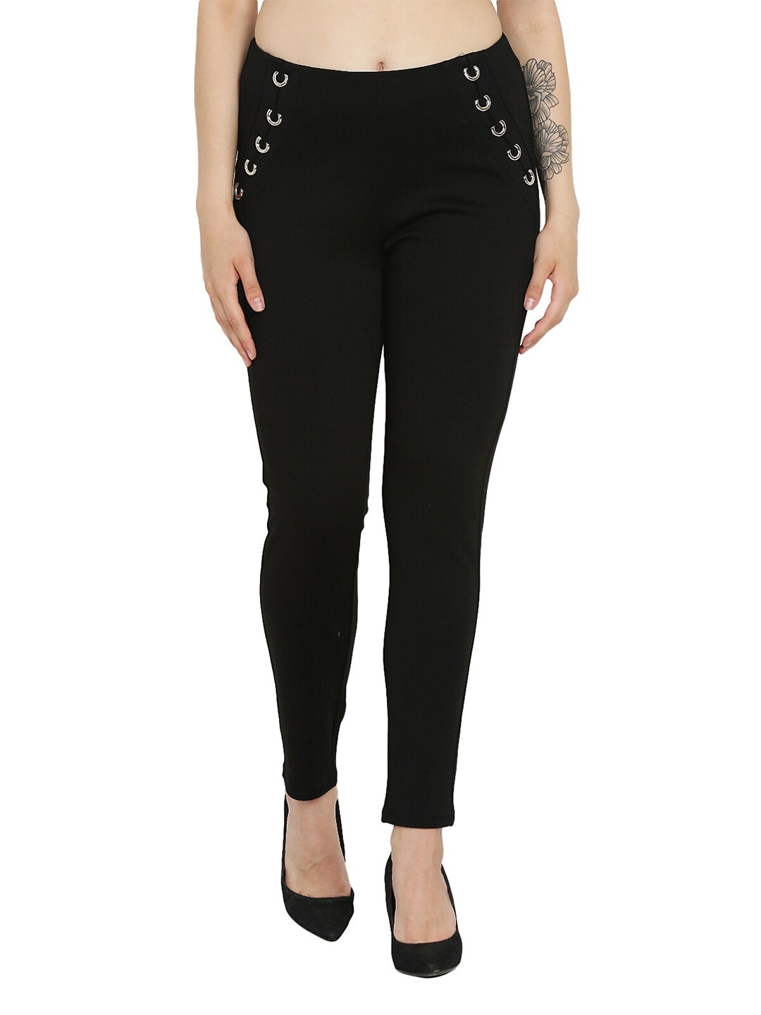 

Westwood Women Black Solid Pure Cotton Skinny-Fit Treggings