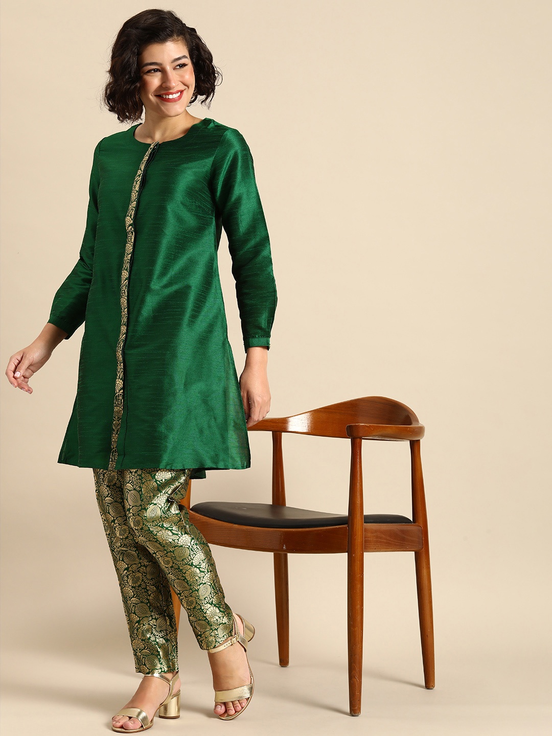 

Anouk Women Regular Kurta With Trousers, Green