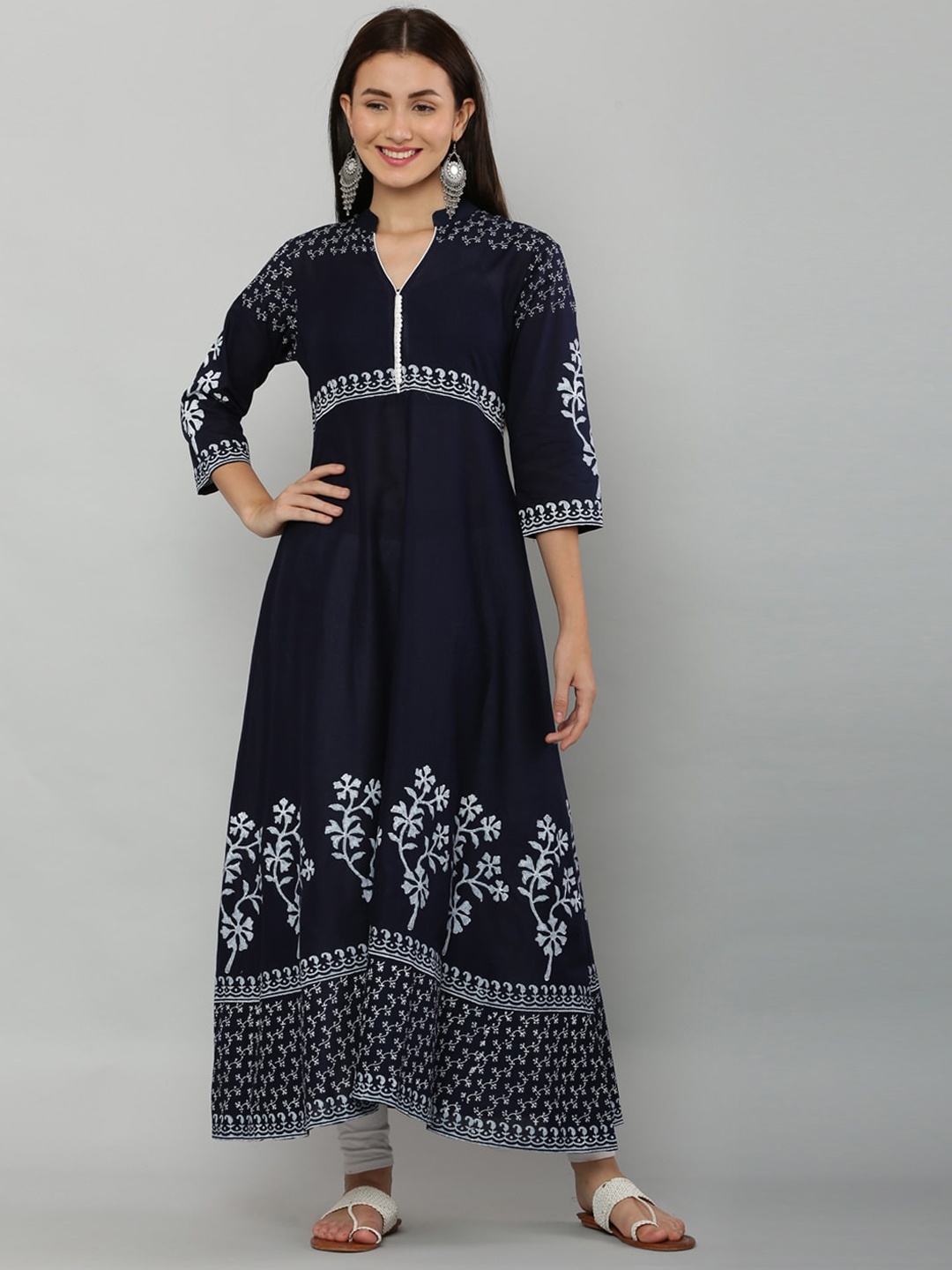 

DEGE Women Navy Blue & White Floral Printed Anarkali Kurta