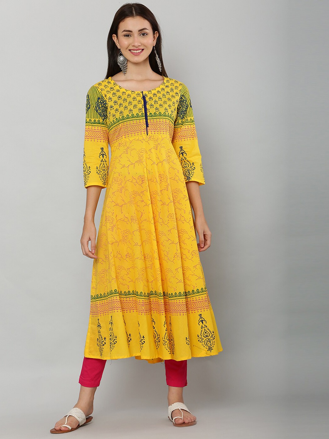 

DEGE Women Yellow Ethnic Motifs Printed Anarkali Kurta