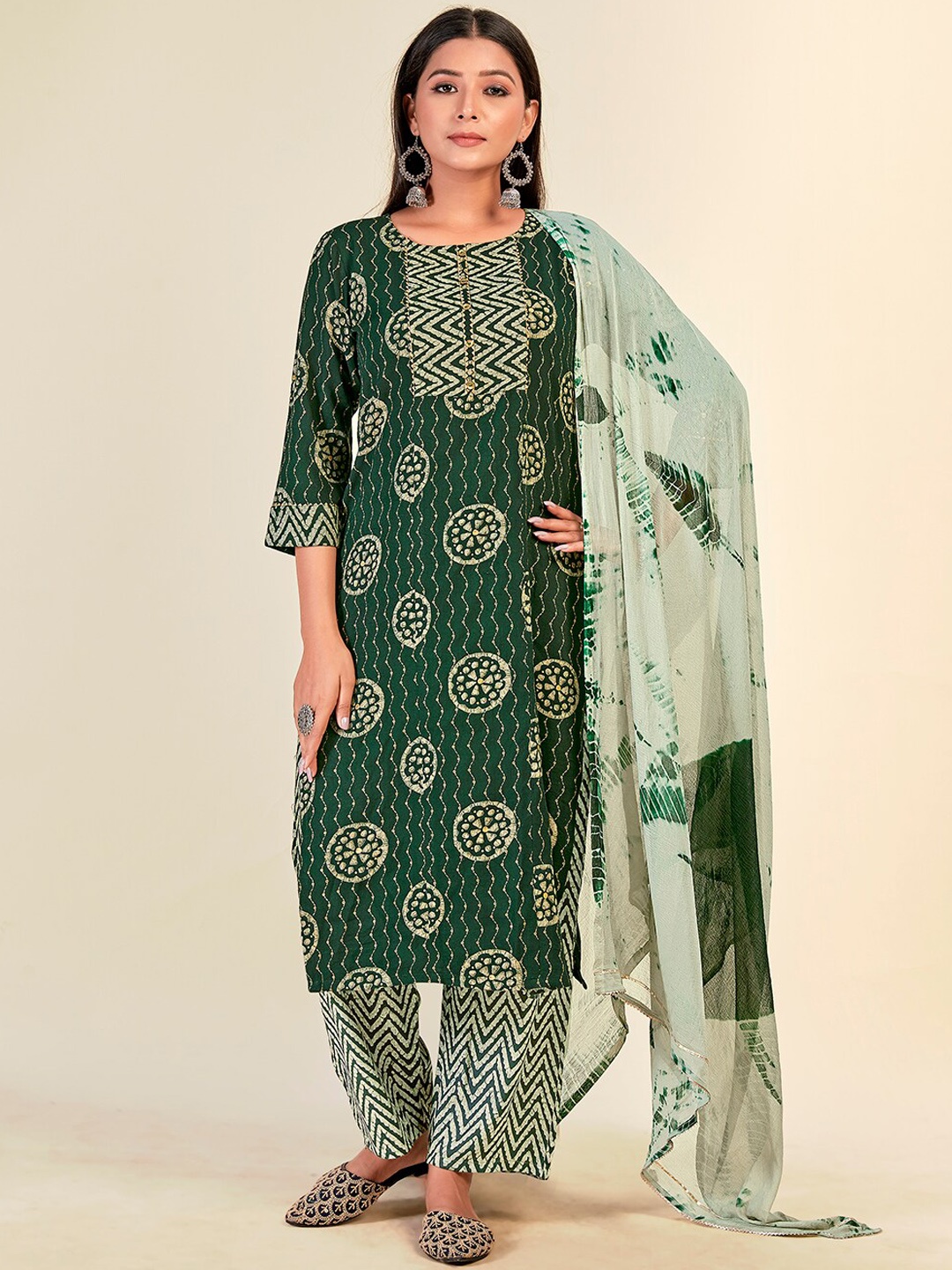 

NH KAPDEWALA Women Green Floral Printed Panelled Kurta with Churidar & With Dupatta