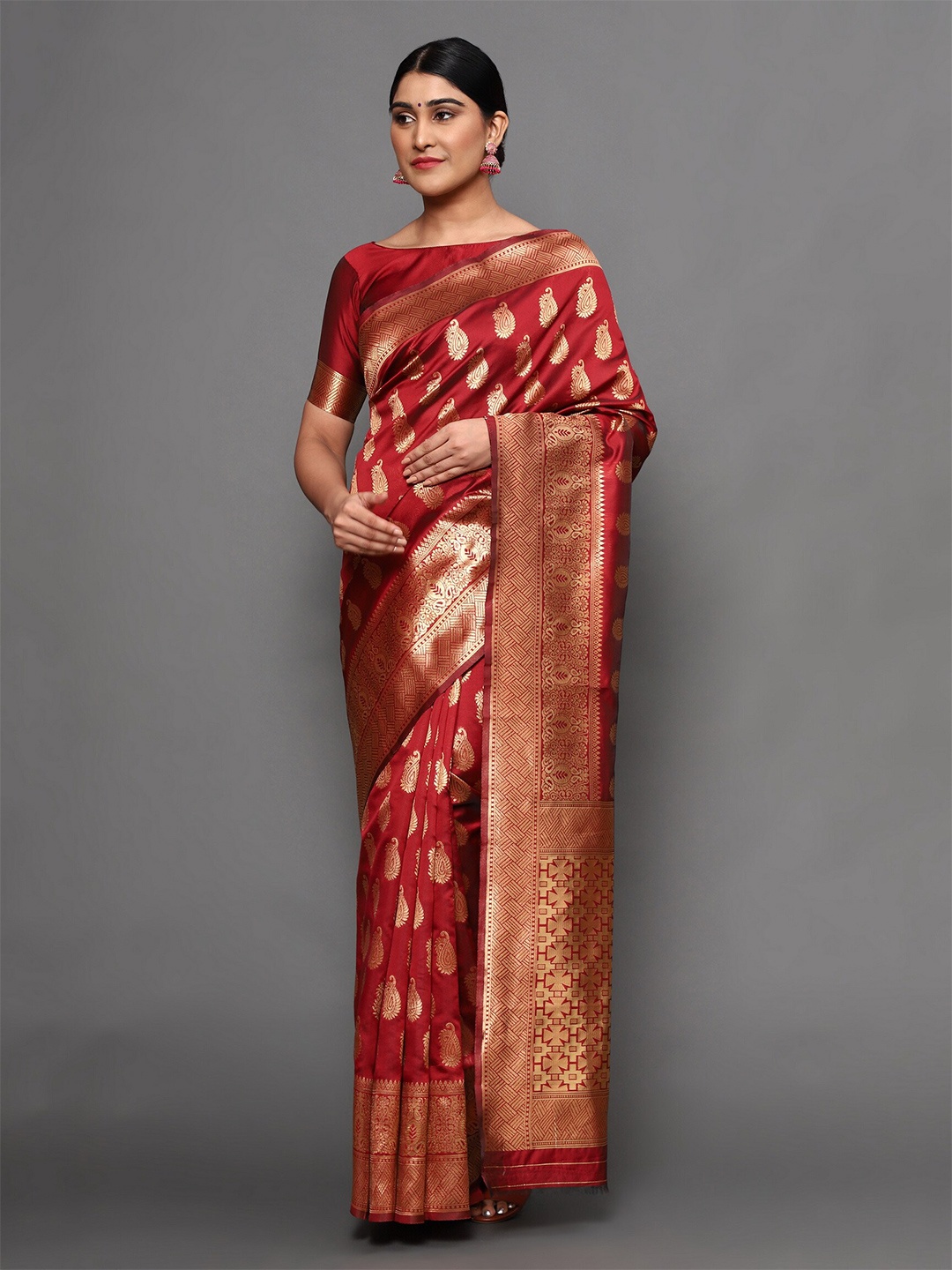 

Glemora Maroon & Gold-Toned Ethnic Motifs Zari Art Silk Kanjeevaram Saree