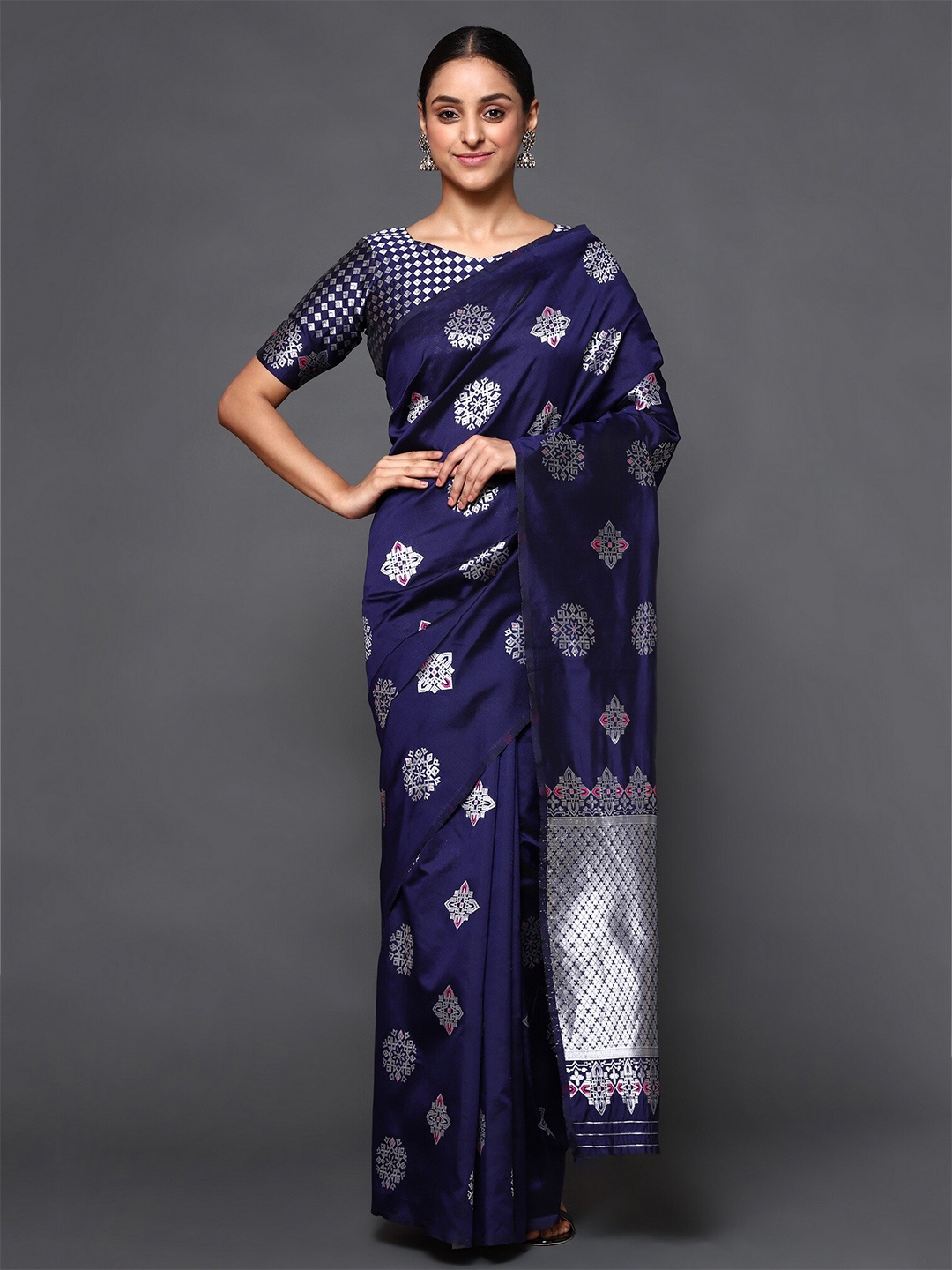 

Glemora Blue & Silver-Toned Ethnic Motifs Zari Art Silk Kanjeevaram Saree