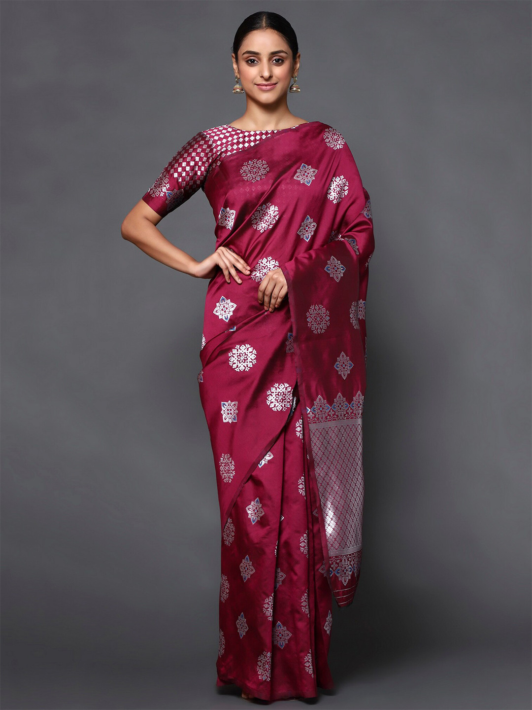 

Glemora Burgundy & Silver-Toned Woven Design Art Silk Kanjeevaram Zari Saree
