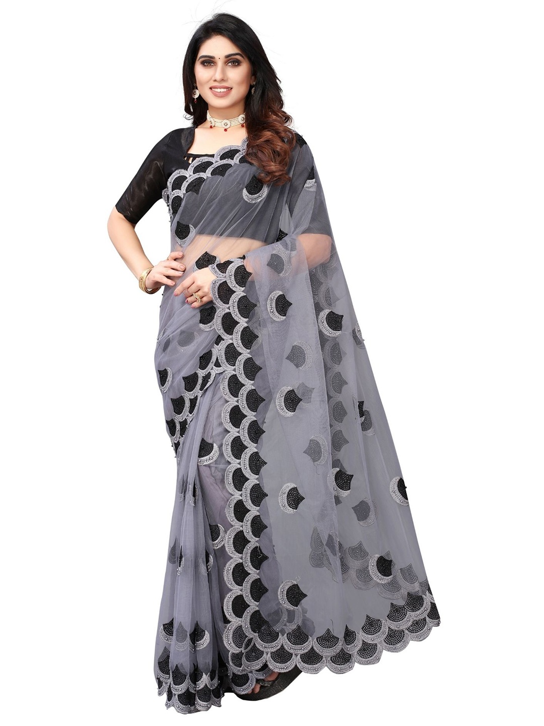 

TIEXA Grey & Black Embroidered Net Saree With Unstitched Blouse Piece