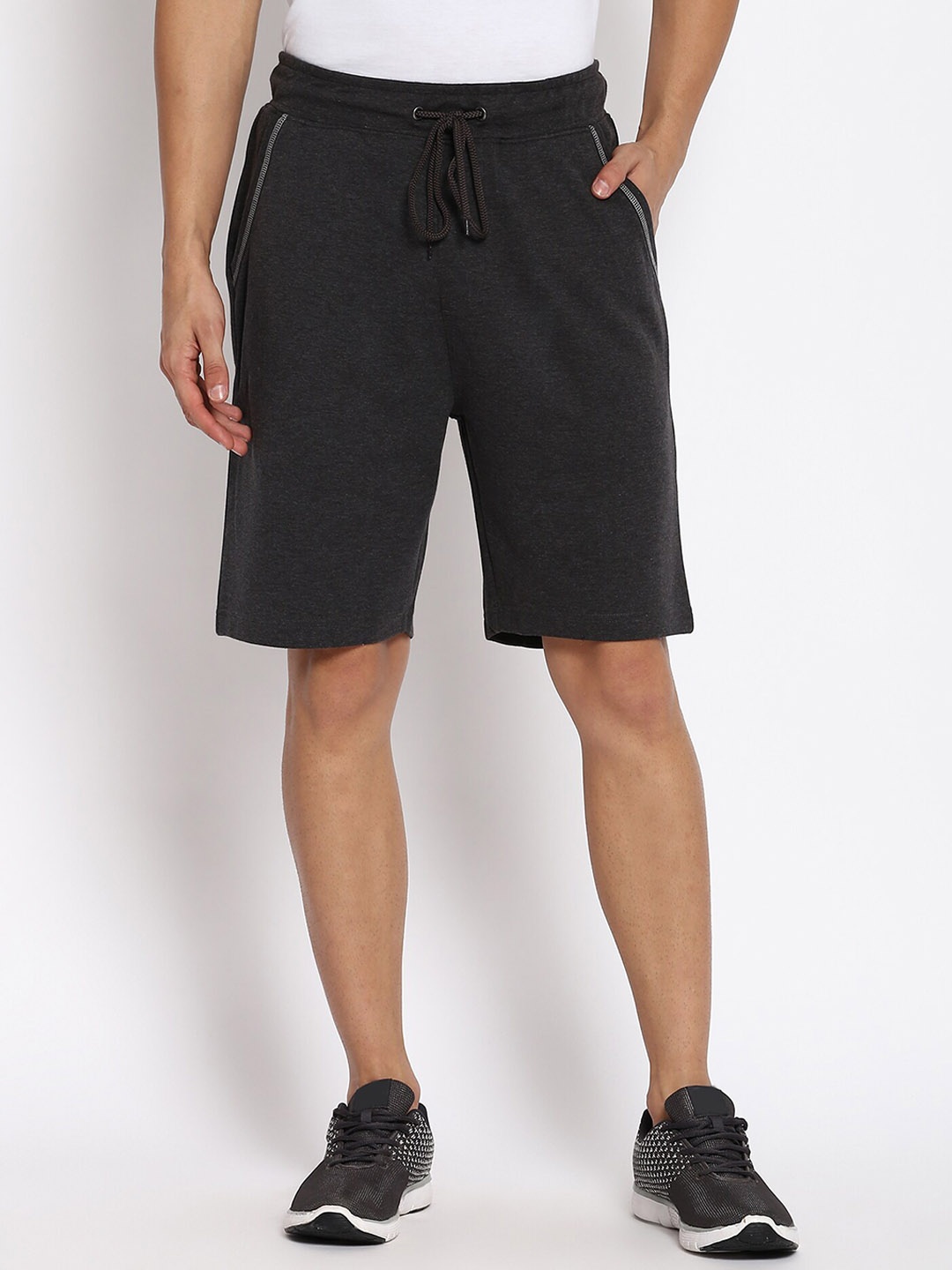 

abof Men Charcoal Regular Fit Solid Sports Shorts