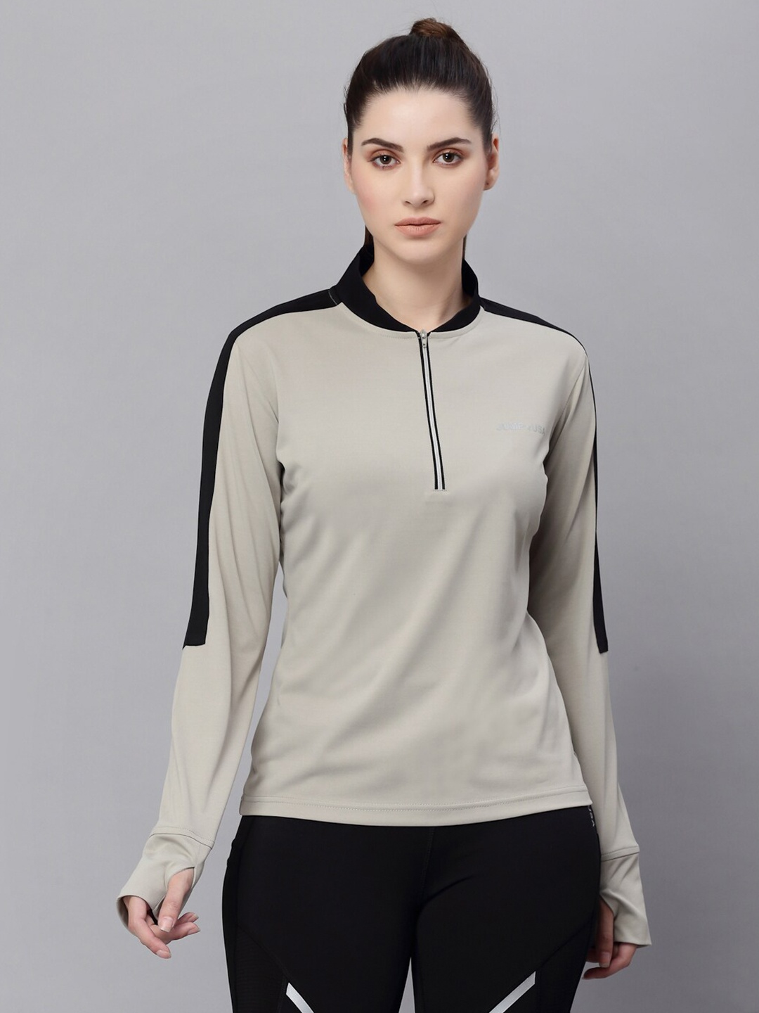 

JUMP USA Women Grey & Black Colourblocked T-shirt
