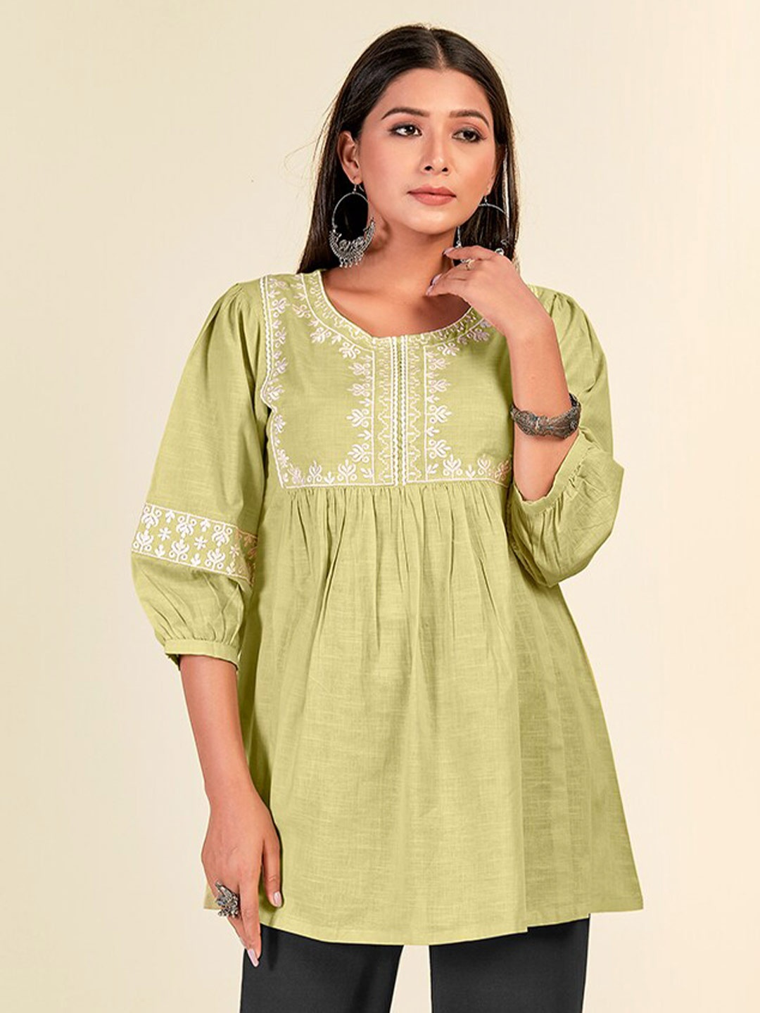 

NH KAPDEWALA Women Green Embroidered Top