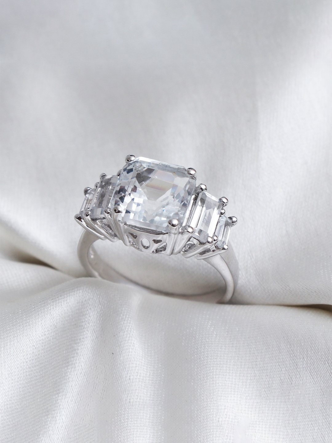 

HIFLYER JEWELS Women Sterling Silver Rhodium-Plated White Stone Ring