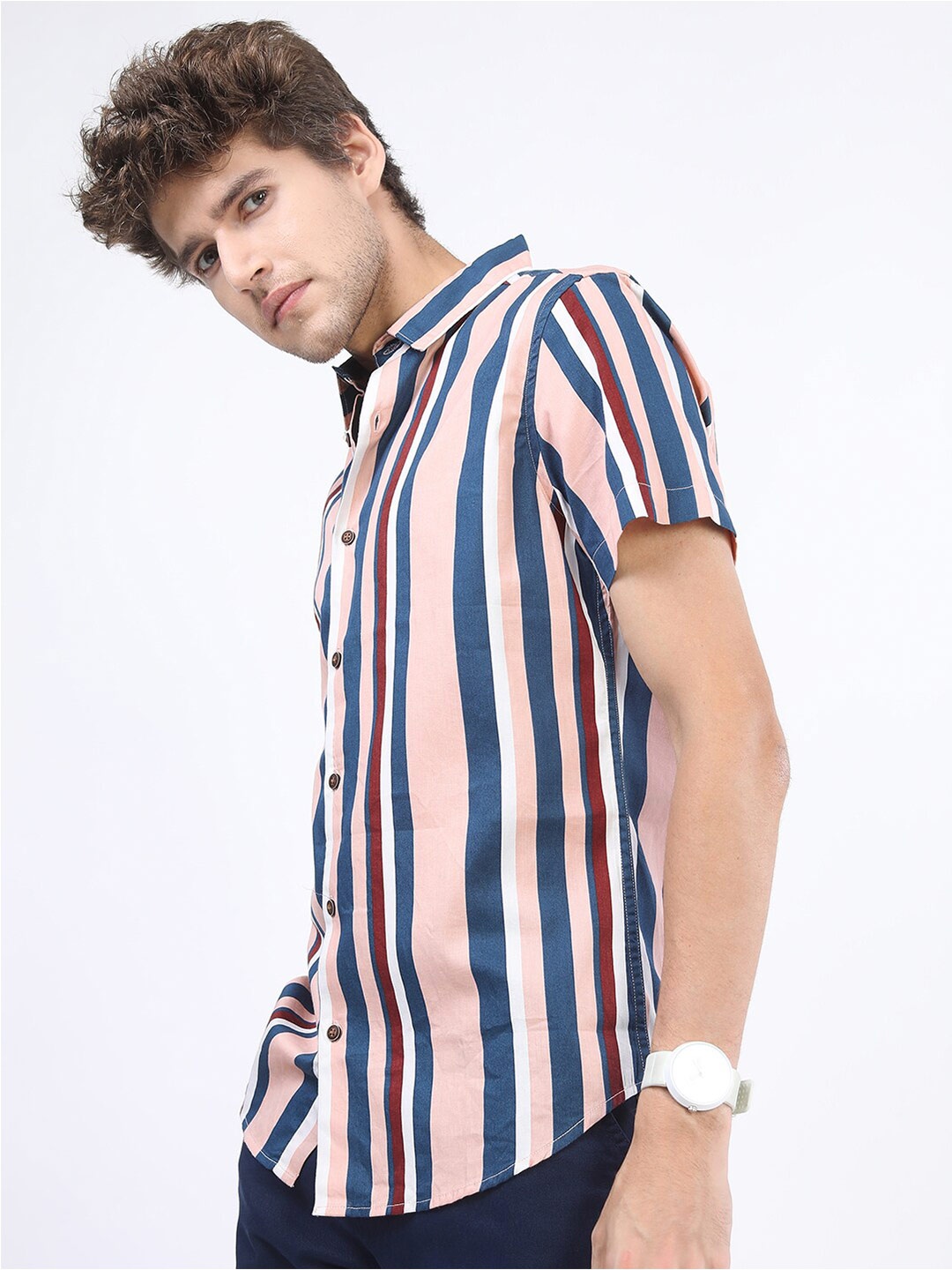 

KETCH Men Pink and Navy Blue Slim Fit Striped Casual Shirt