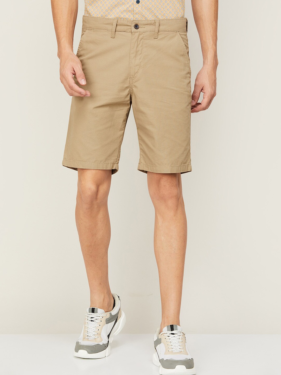 

CODE by Lifestyle Men Khaki Solid Regular Fit Shorts