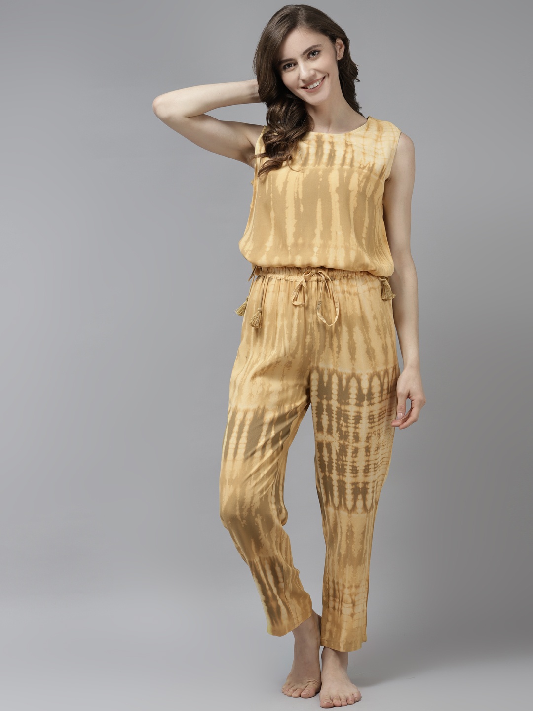 

Prakrti Women Mustard Yellow Tie & Dye Printed 3 Piece Night suit