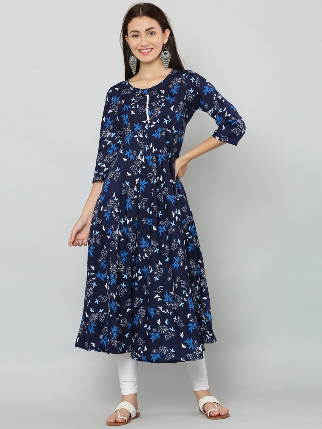 

EZIS FASHION Women Navy Blue Floral Printed Thread Work Crepe Anarkali Kurta