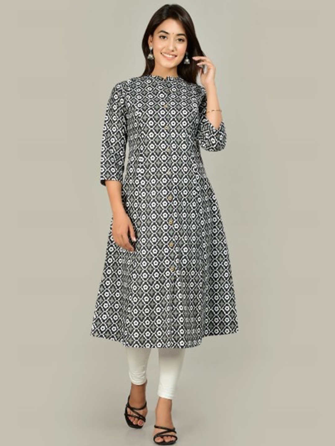 

Glorious Women Grey & White Printed Cotton A-line Kurta