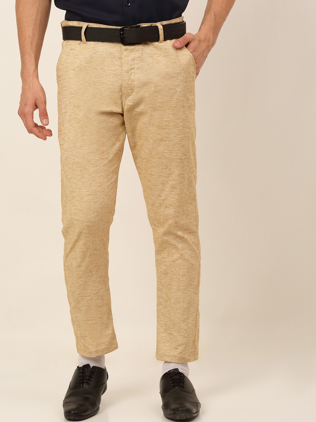 

JAINISH Men Beige Smart Slim Fit Easy Wash Trousers