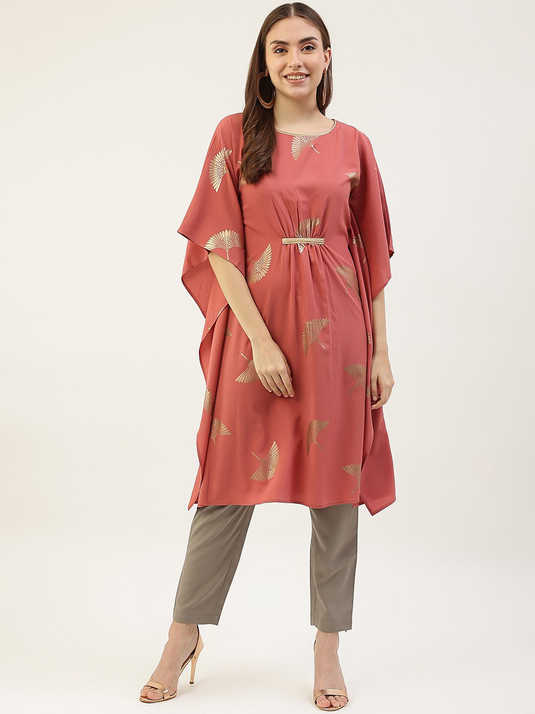

FIORRA Women Peach-Coloured Floral Printed Kurta with Trousers