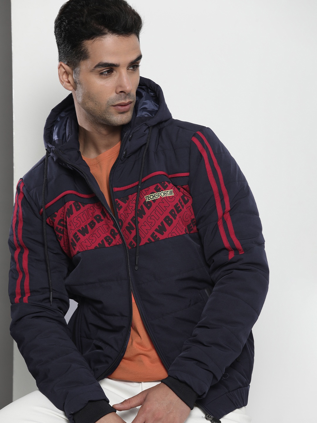 

The Indian Garage Co Men Striped Detachable Hood Padded Jacket, Navy blue