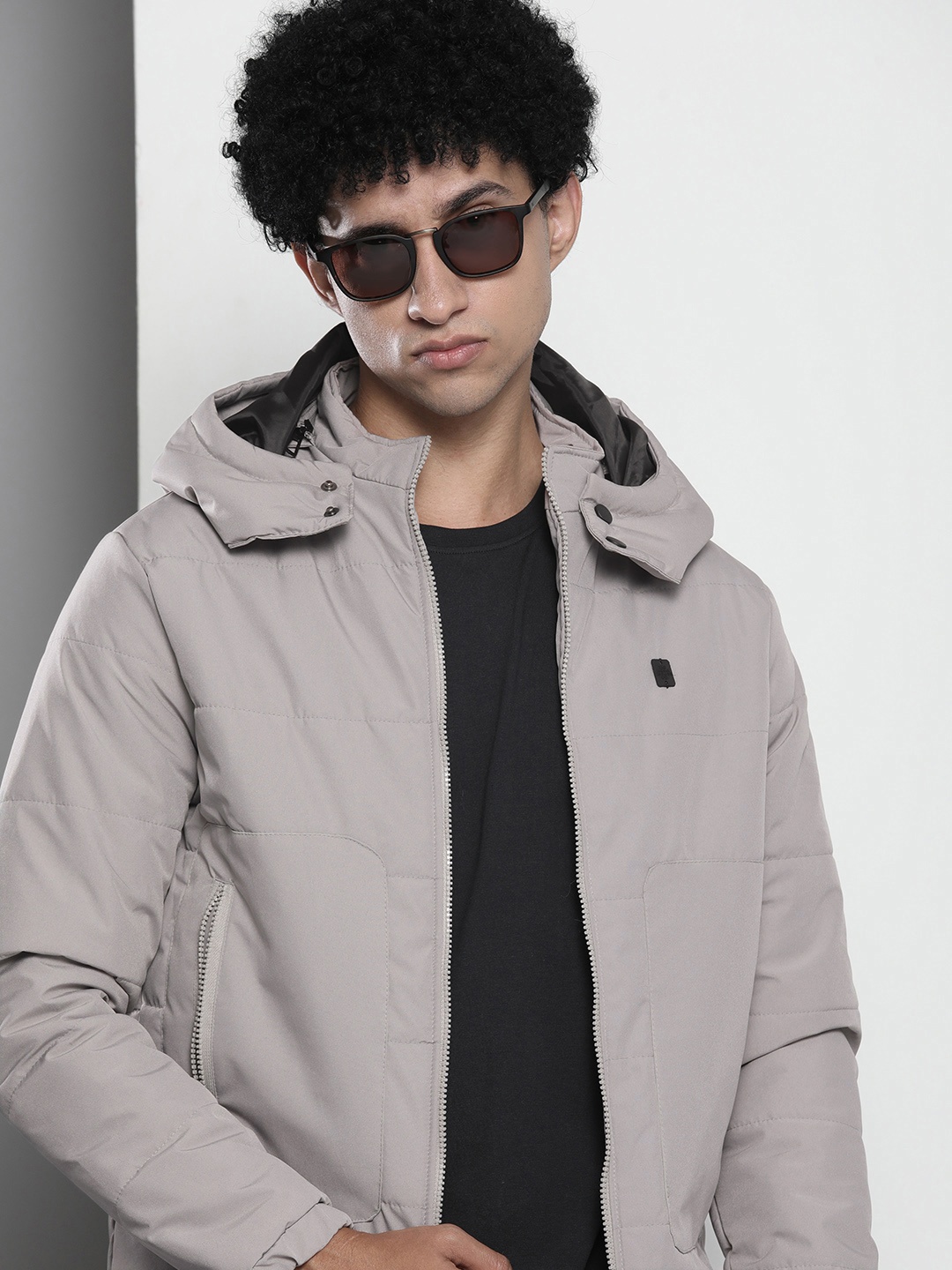 

The Indian Garage Co Men Grey Solid Padded Jacket