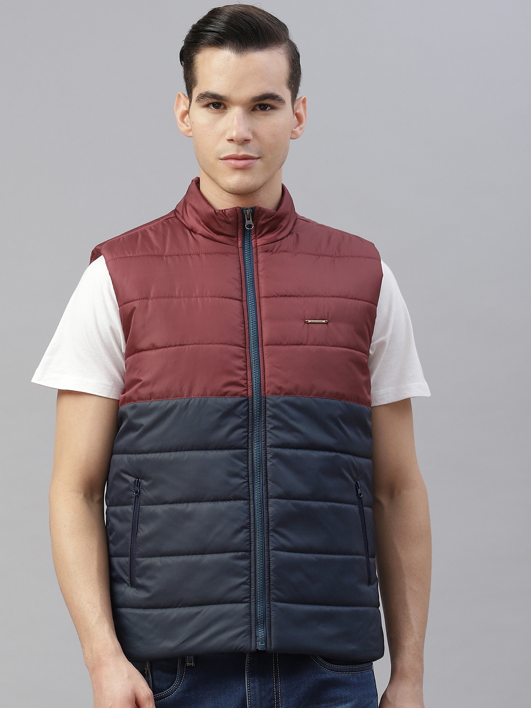 

Pierre Carlo Men Colourblocked Quilted Jacket, Navy blue