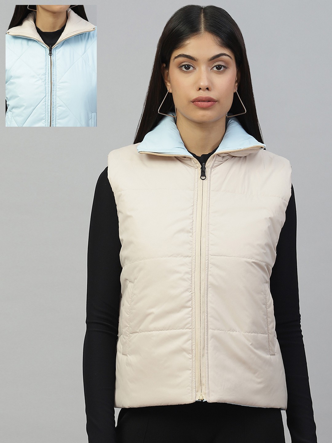 

Pierre Carlo Women Beige & Turquoise Blue Reversible Open Front Jacket