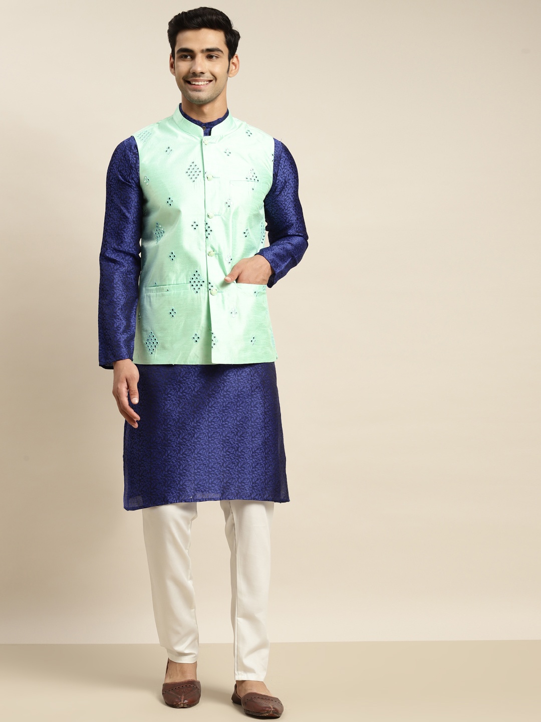 

SOJANYA Men Blue Ethnic Motifs Mirror Work Kurta with Churidar & Nehru Jacket