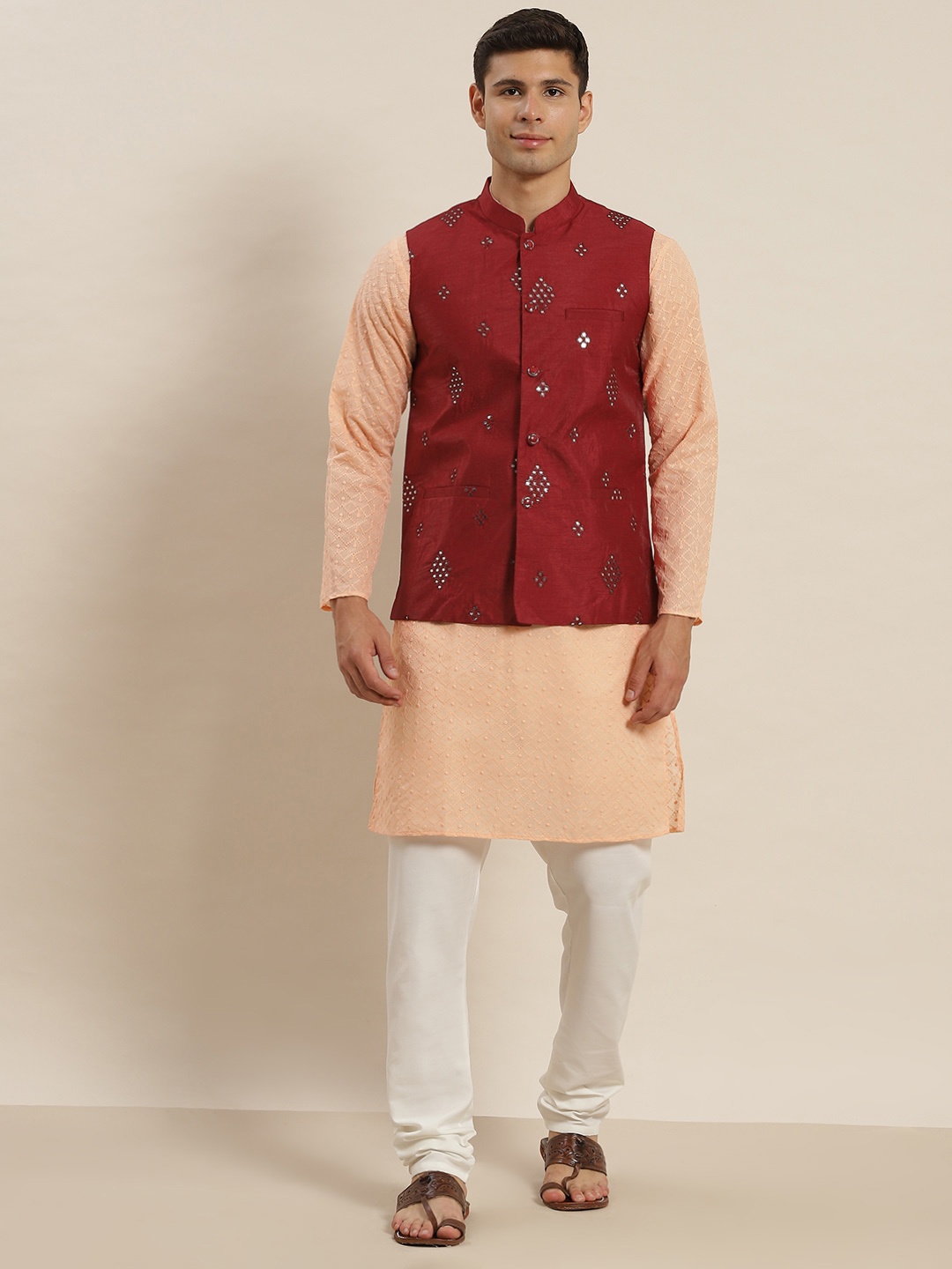 

SOJANYA Men Peach-Coloured Embroidered Pure Cotton Kurta with Churidar & Nehru Jacket