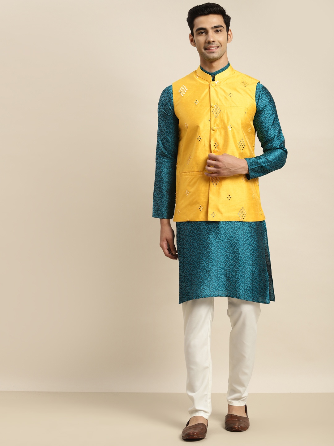 

SOJANYA Men Teal Floral Embroidered Mirror Work Kurta with Churidar & Nehru Jacket