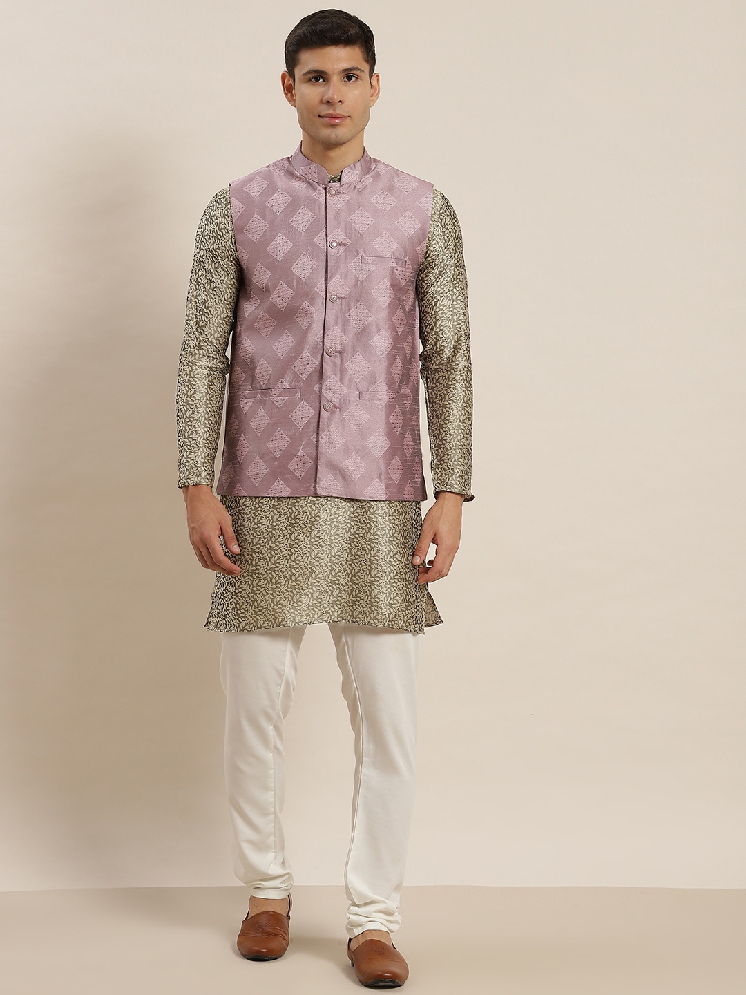 

SOJANYA Men Beige Floral Kurta with Churidar & Nehru Jacket