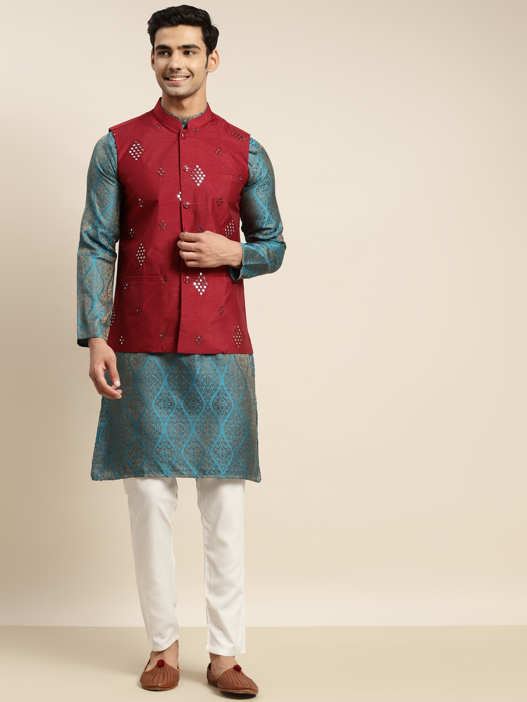 

SOJANYA Men Teal Ethnic Motifs Mirror Work Kurta with Churidar & Nehru Jacket