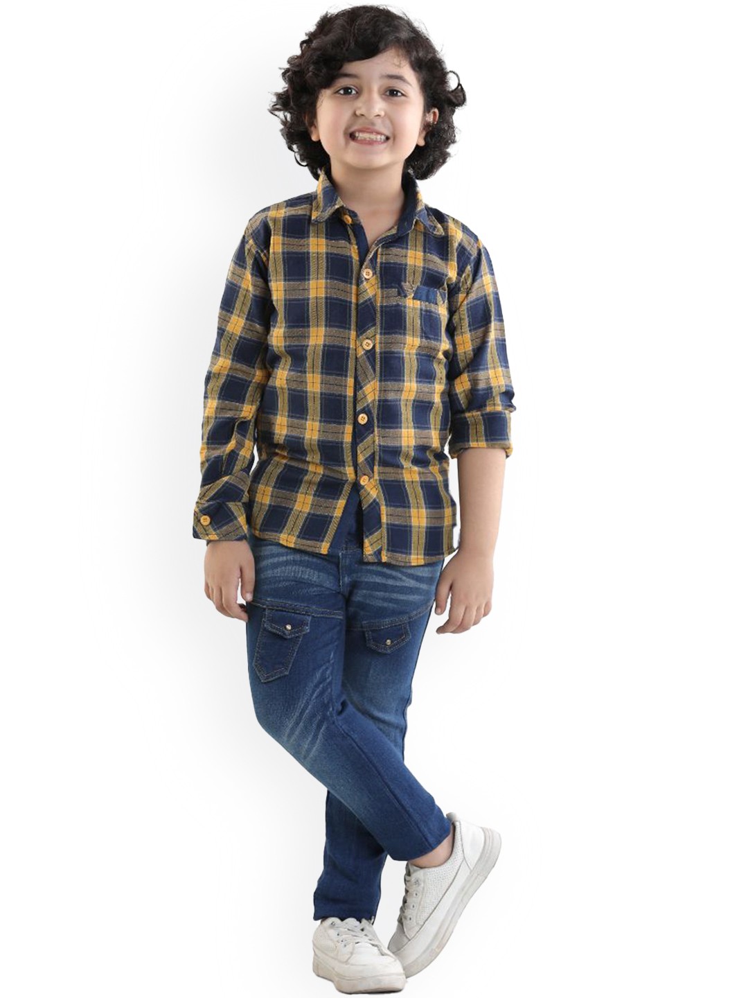 

Aj DEZInES Boys Yellow & Navy Blue Checked Shirt with Jeans