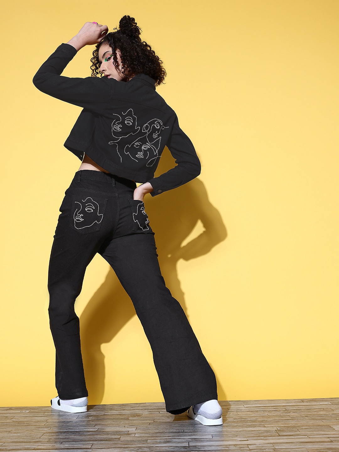 

SASSAFRAS Women Black High-Rise Bootcut fit Stretchable Jeans