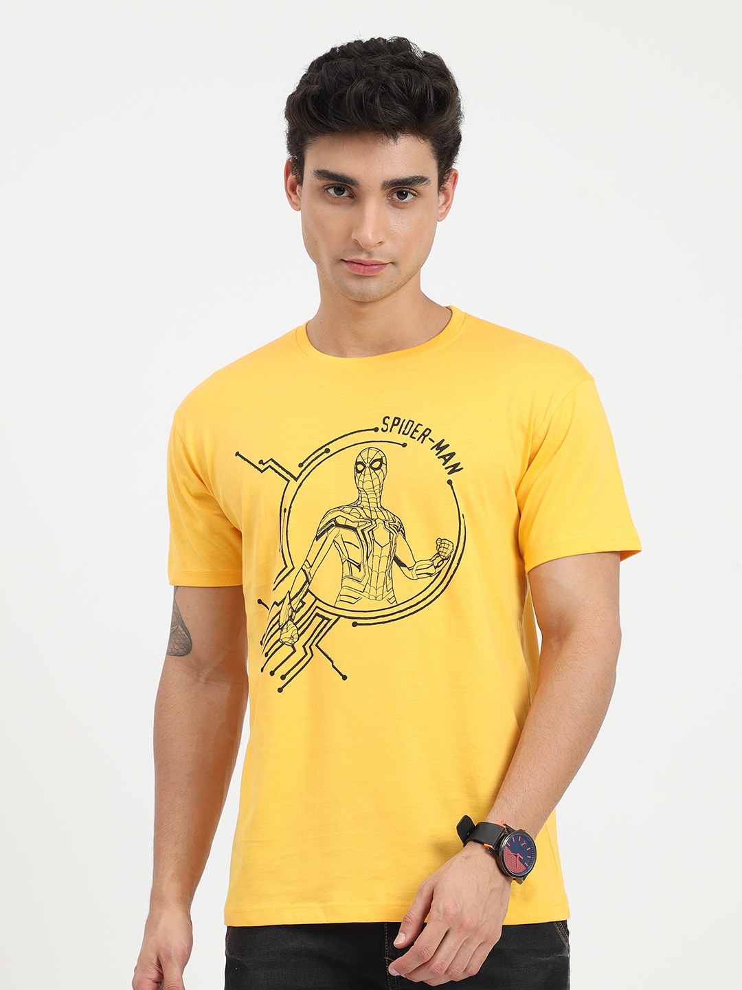 

COOFT Men Yellow Spider-Man Printed Pure Cotton T-shirt