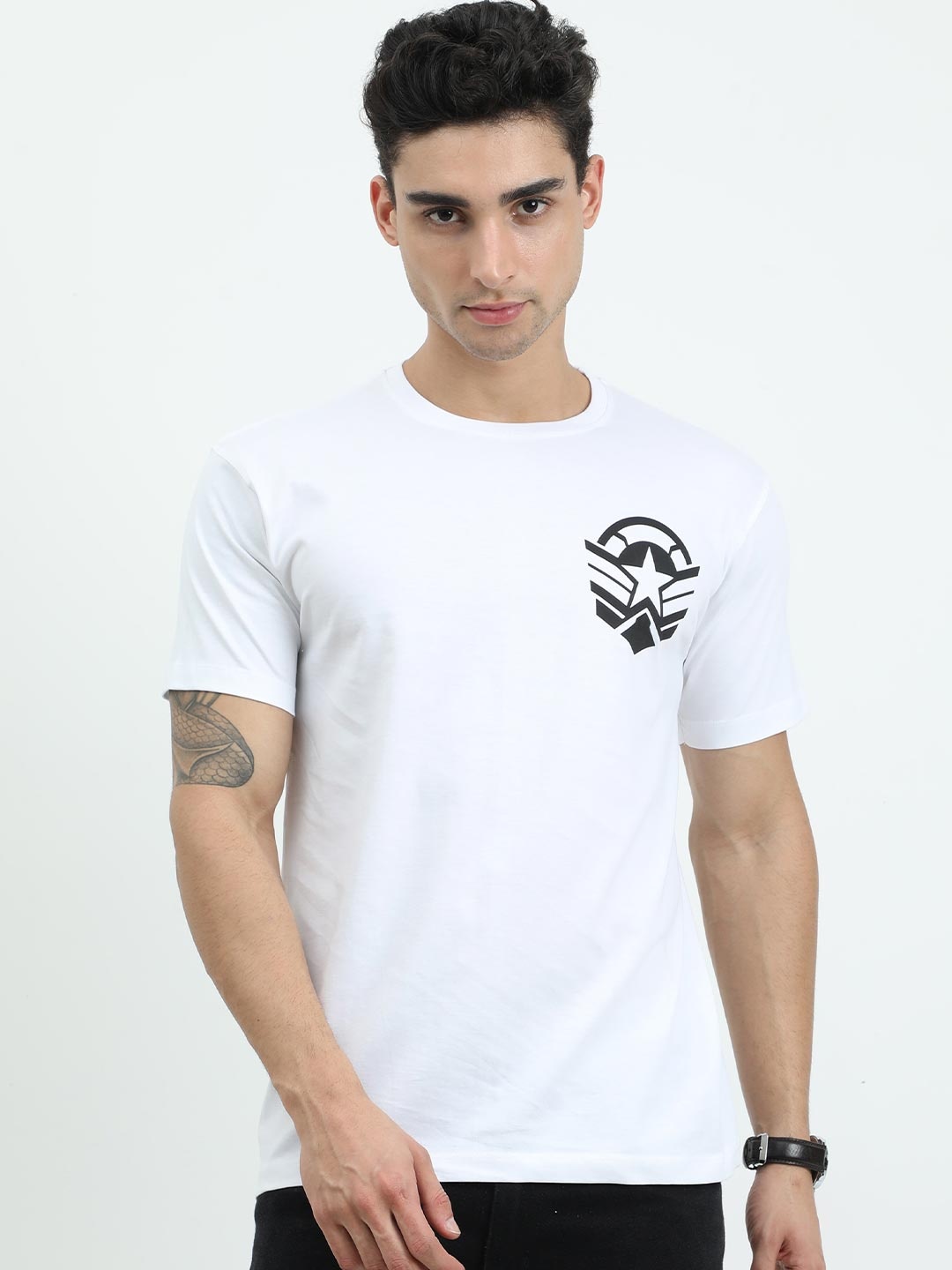 

COOFT Men White Pure Cotton Applique T-shirt