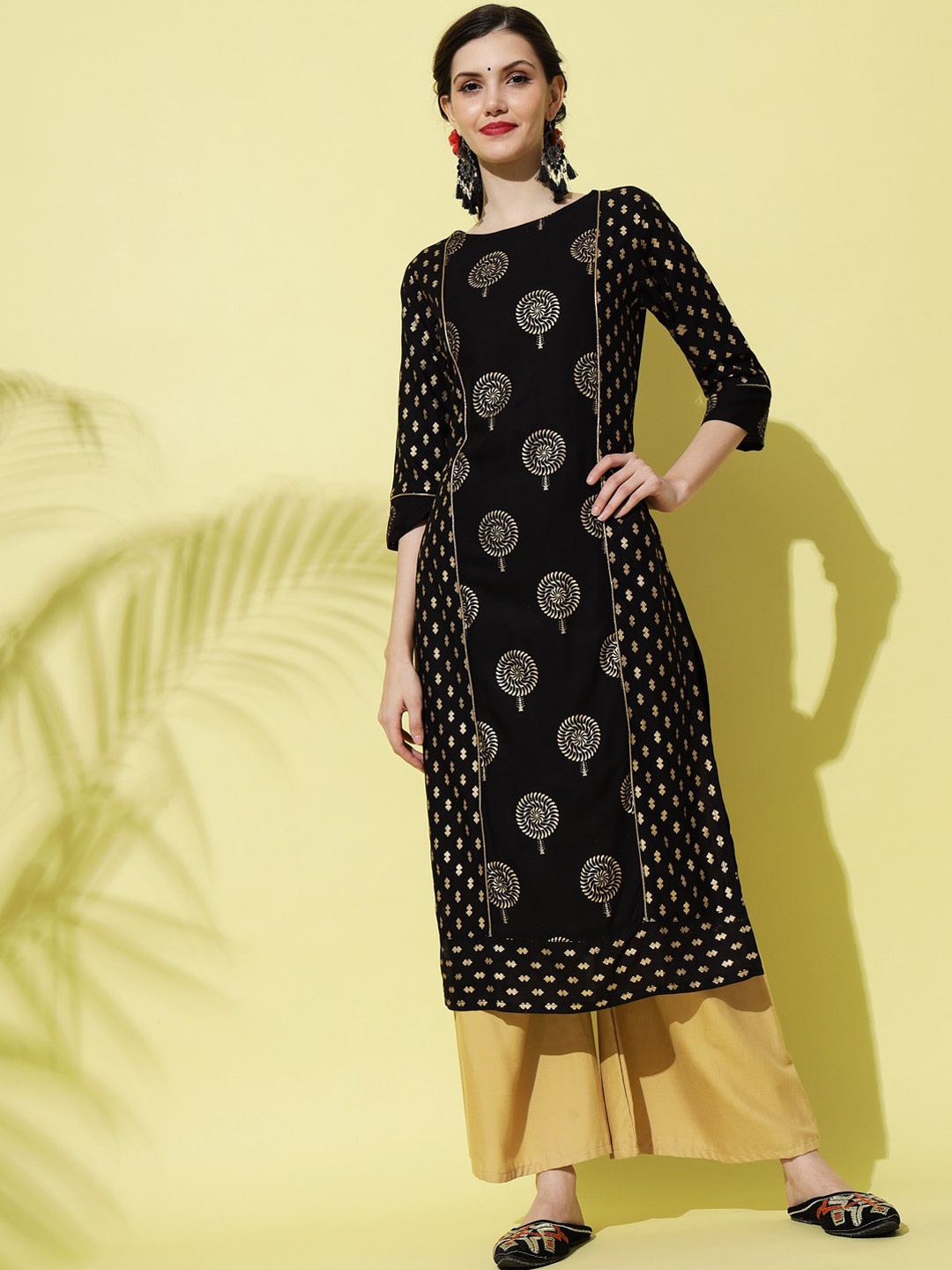 

Sitaram Designer Women Black Ethnic Motifs Printed Straight Kurta