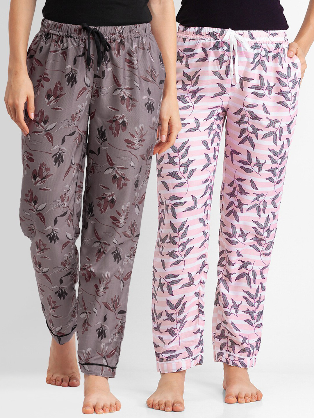 

FashionRack Women Set of 2 Grey & Pink Printed Cotton Lounge Pants