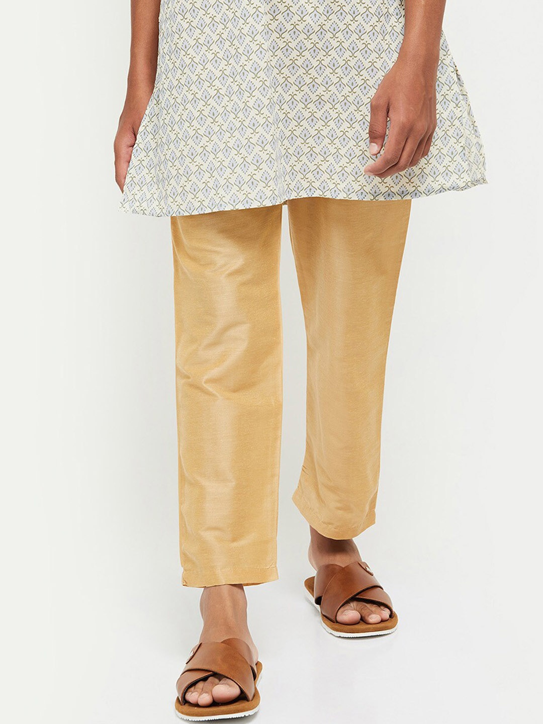 

max Boys Golden Solid Ethnic Pyjamas, Gold