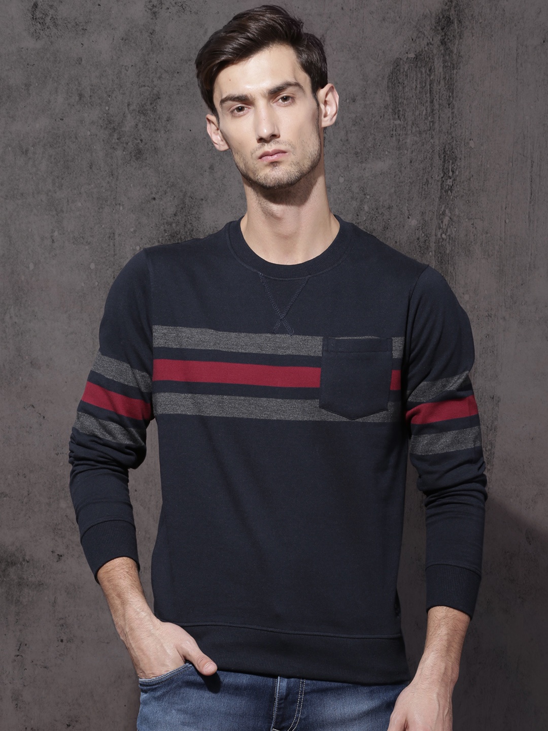 

Roadster Men Navy Striped Sweatshirt, Navy blue