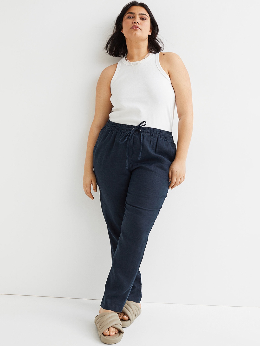 

H&M Women Navy Blue Plus Size Linen Joggers