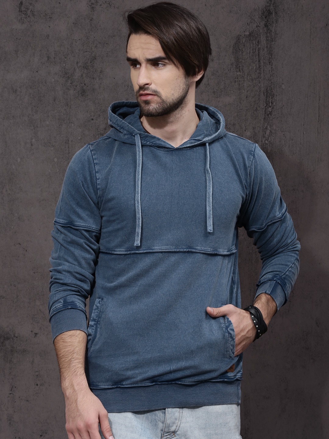 

Roadster Men Blue Solid Hooded Sweatshirt