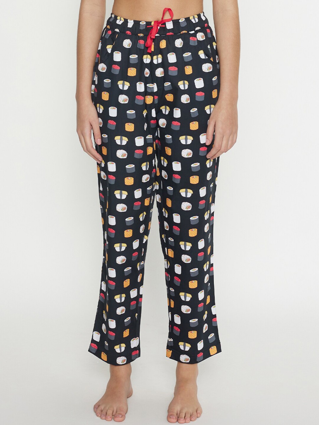 

Smugglerz Women Black Printed Cotton Lounge Pants