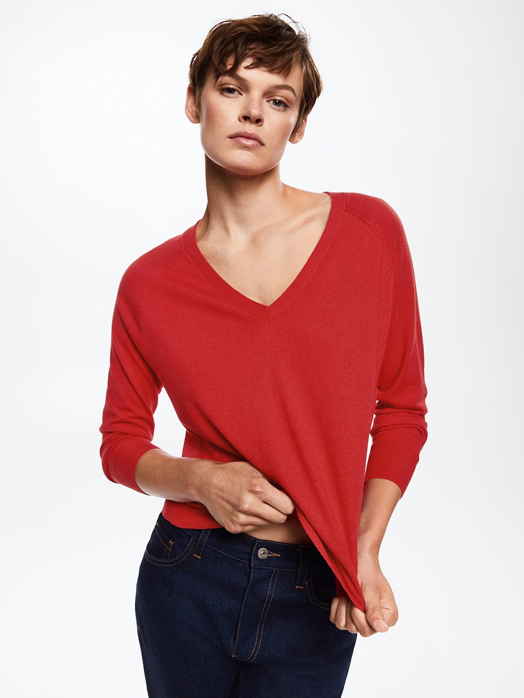 

MANGO Women Red V-Neck Knitted Pullover