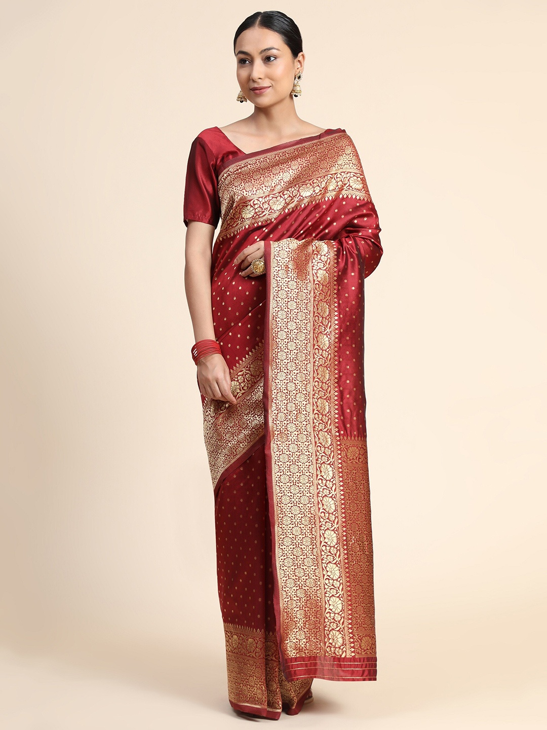 

AVANTIKA FASHION Maroon & Gold-Toned Woven Design Zari Pure Silk Kanjeevaram Saree