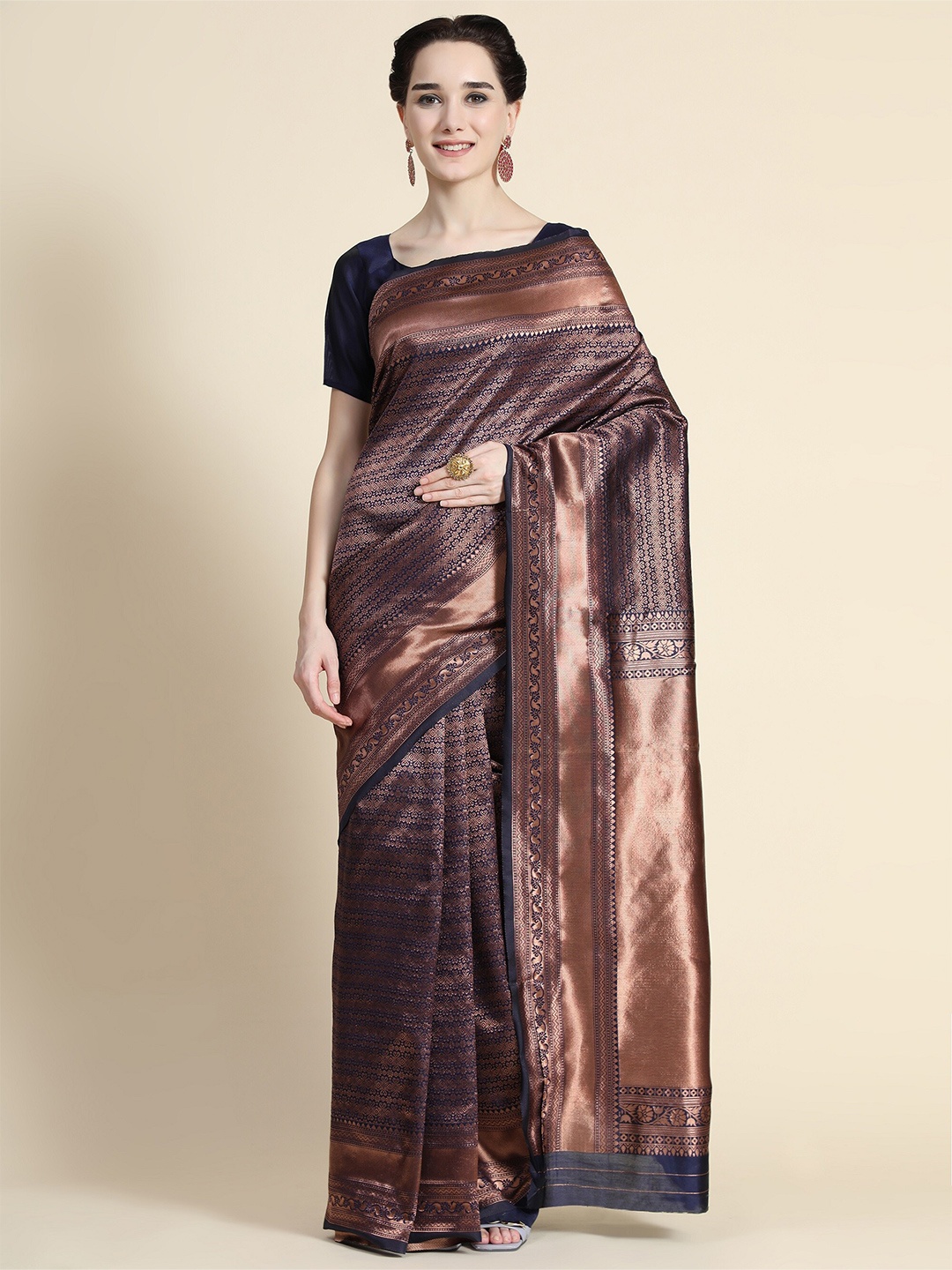 

AVANTIKA FASHION Blue & Bronze-Toned Woven Design Zari Pure Silk Kanjeevaram Saree