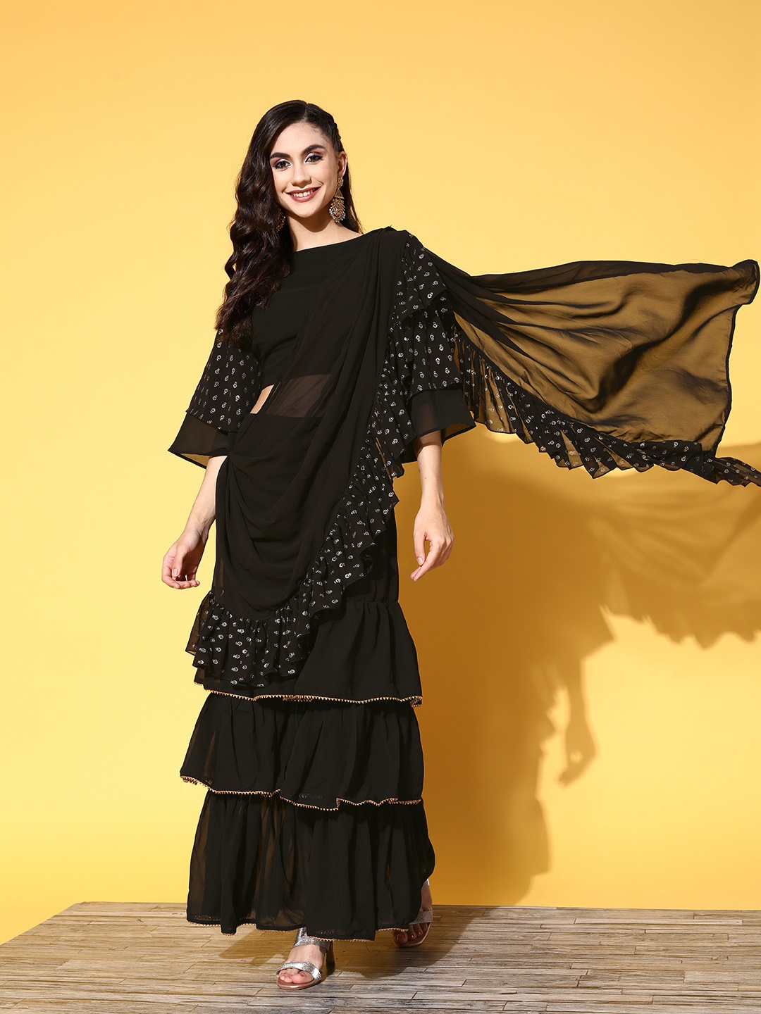

Juniper Solid Saree with Embellished border, Black