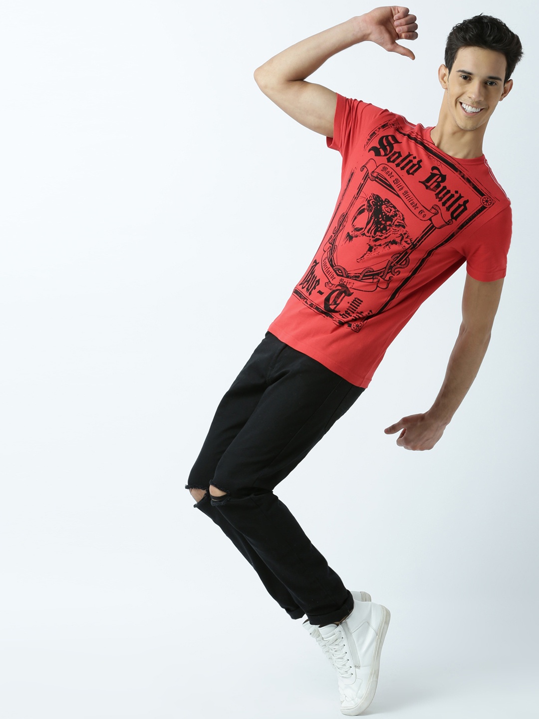 

Huetrap Men Red Printed Round Neck T-shirt