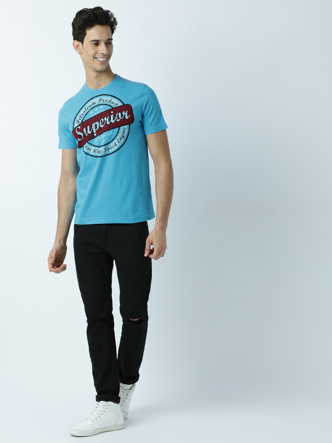 

Huetrap Men Turquoise Blue Printed Round Neck T-shirt