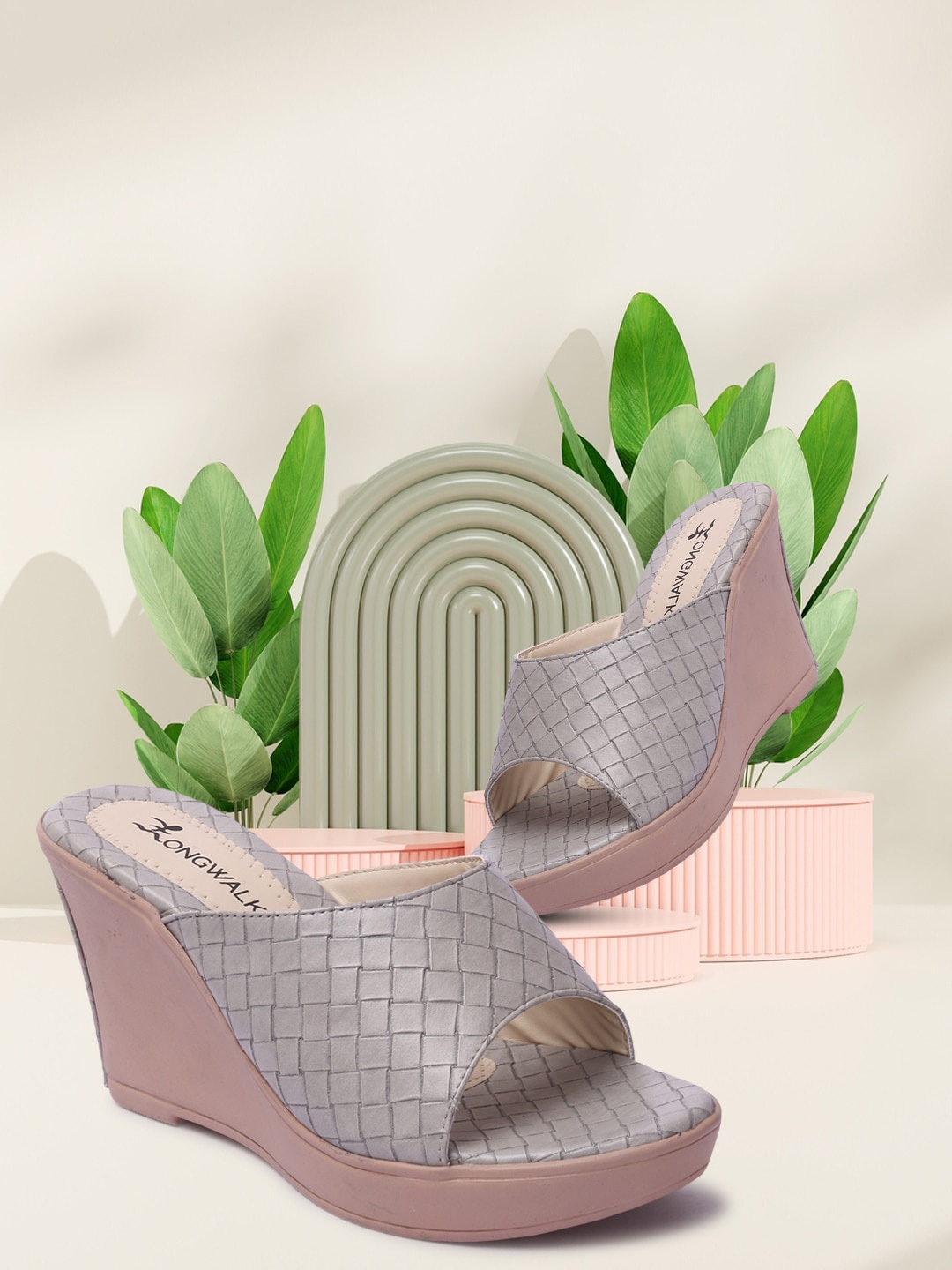 

Longwalk Grey Textured Wedge Sandals