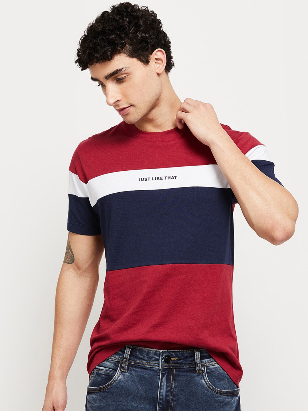 

max Men Red & Blue Colourblocked Cotton T-shirt