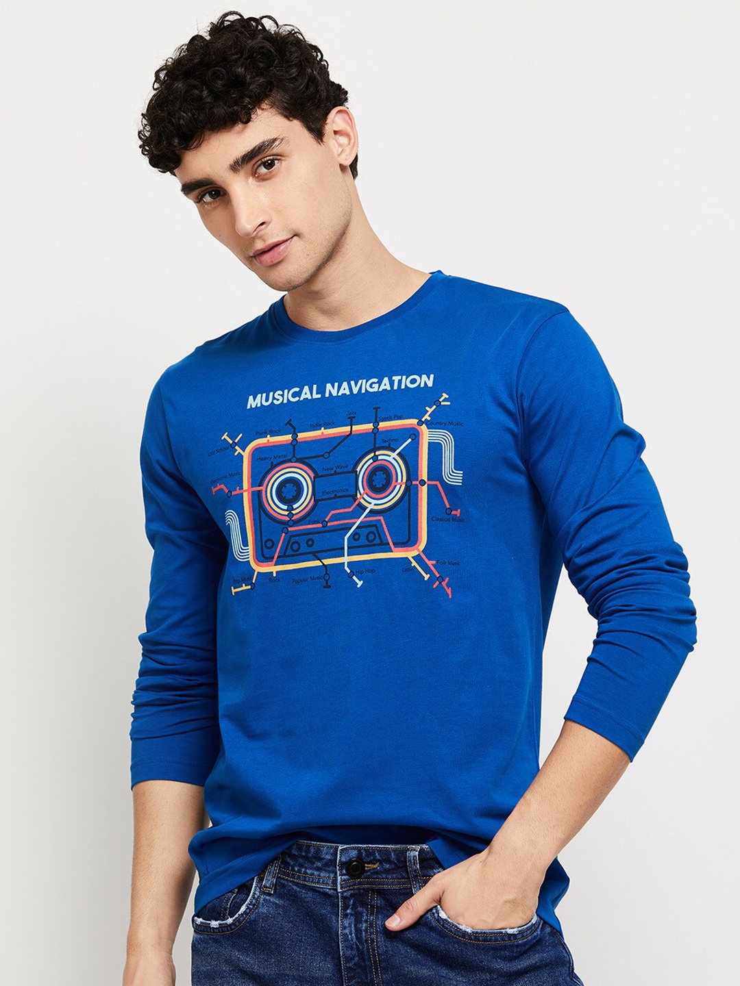 

max Men Blue Typography Printed Raw Edge Cotton T-shirt